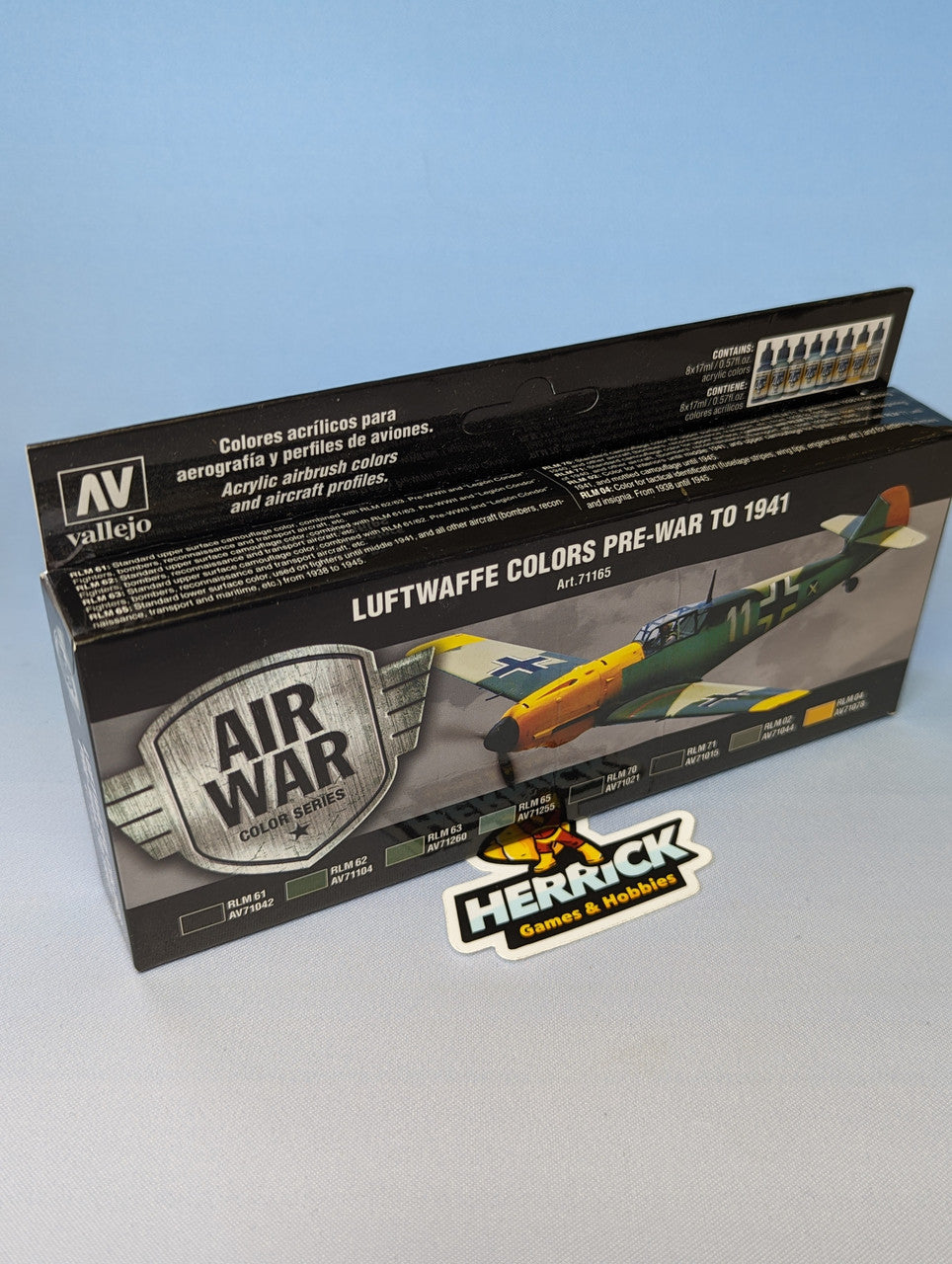 Vallejo: 17ml Bottle Luftwaffe Pre-War to 1941 Model Air War Paint Set (8 Colors)
